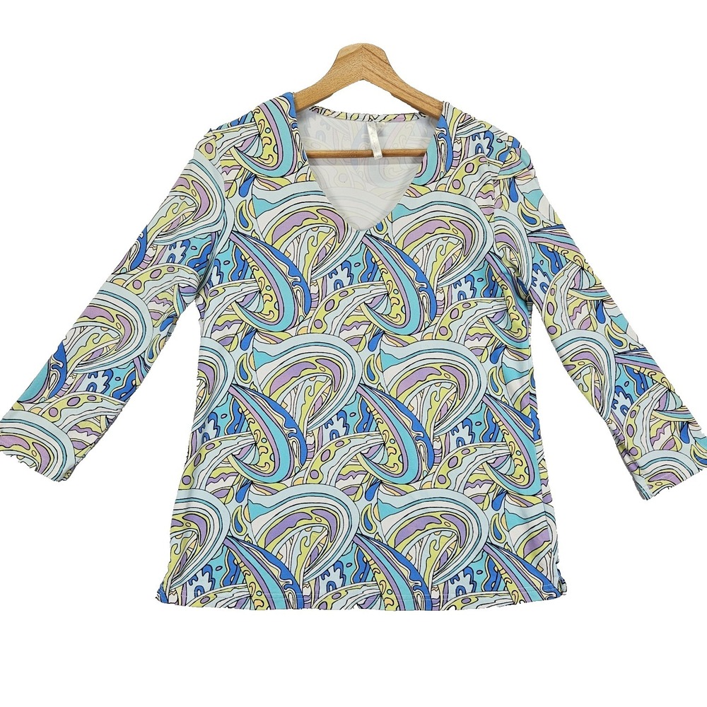Lulu B Long Sleeve V-Neck Shirt Womens Size S Blue Swirl Abstract Tennis UPF 50+